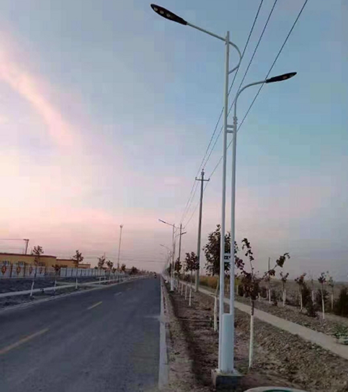 新疆喀什叶城路灯项目
